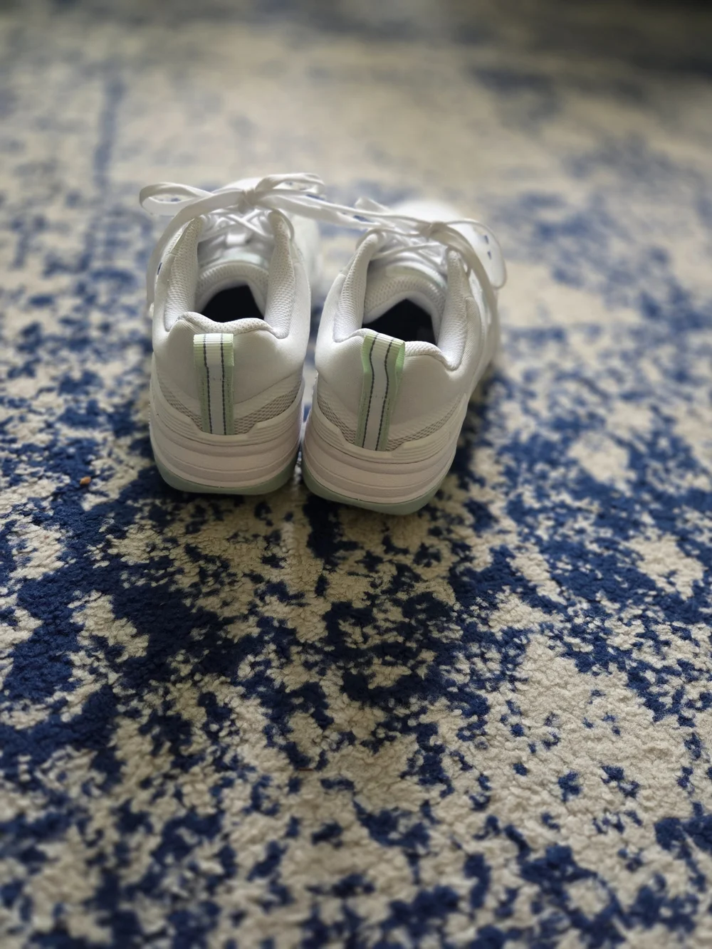 Wilson Women’s White Sneakers with Mint Trim
